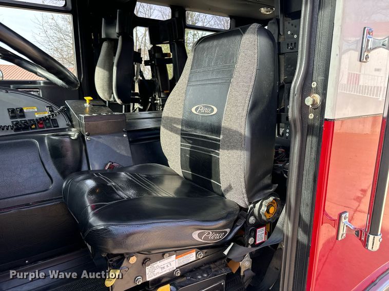 image for item EH6552 1996 Pierce Quint fire truck