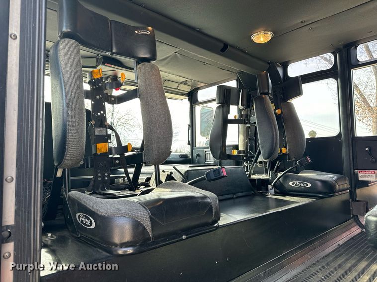 image for item EH6552 1996 Pierce Quint fire truck