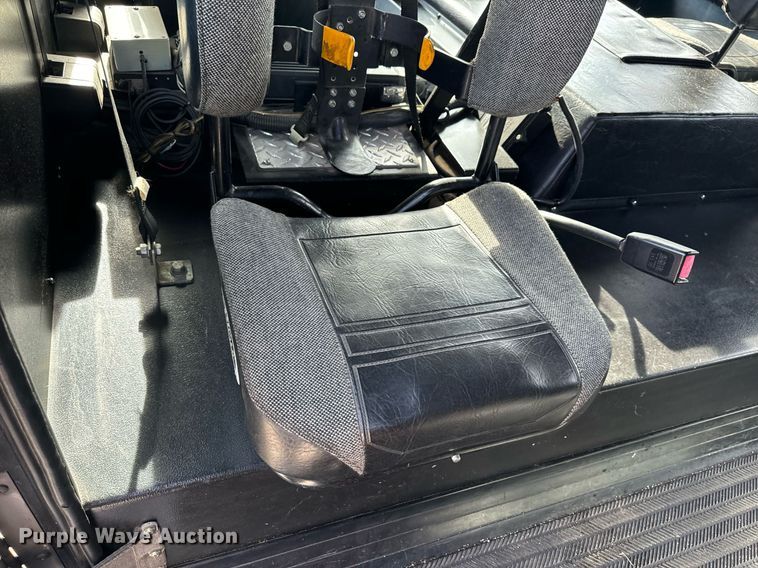 image for item EH6552 1996 Pierce Quint fire truck