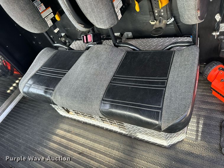 image for item EH6552 1996 Pierce Quint fire truck