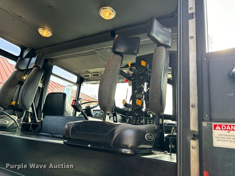 image for item EH6552 1996 Pierce Quint fire truck