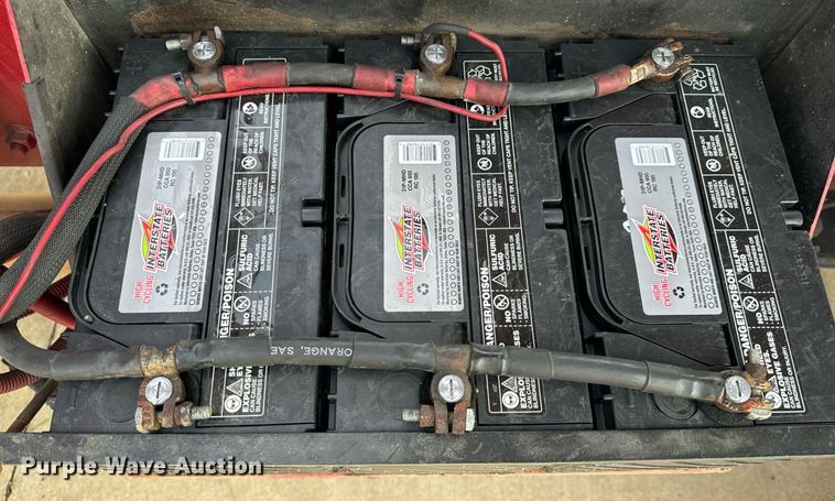 image for item EH6552 1996 Pierce Quint fire truck