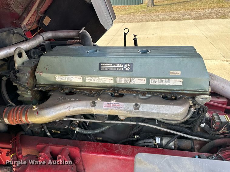 image for item EH6552 1996 Pierce Quint fire truck