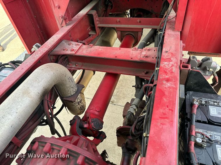 image for item EH6552 1996 Pierce Quint fire truck