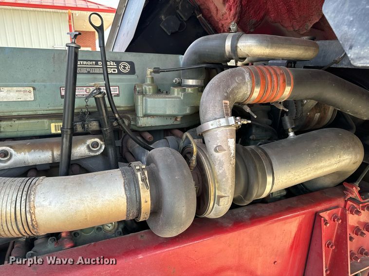 image for item EH6552 1996 Pierce Quint fire truck