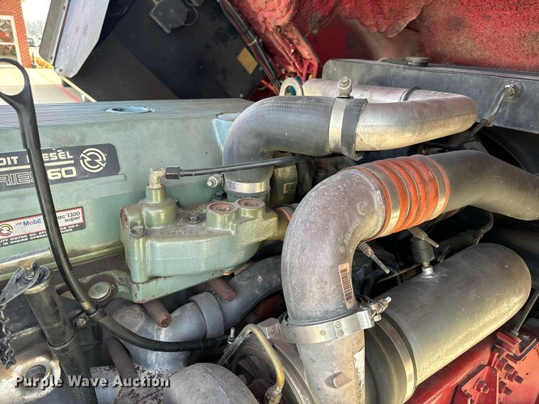 image for item EH6552 1996 Pierce Quint fire truck