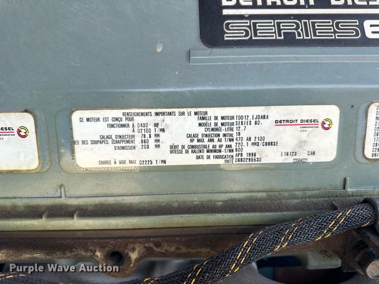 image for item EH6552 1996 Pierce Quint fire truck