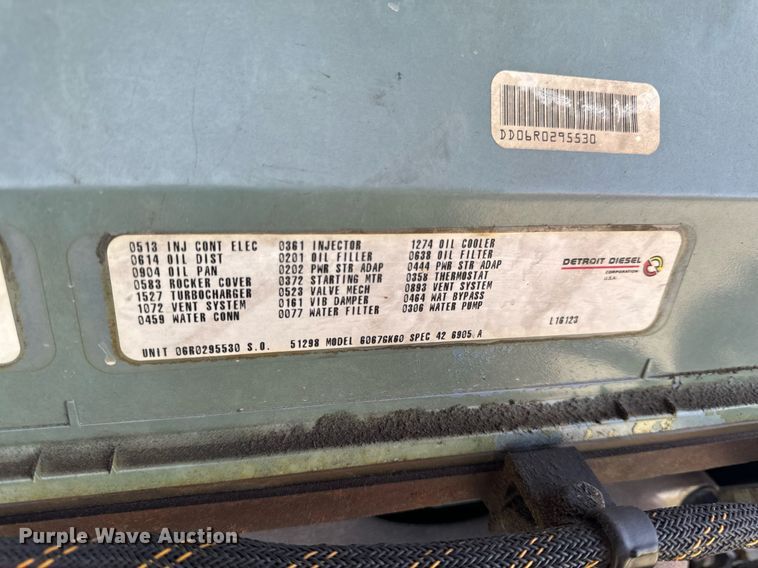 image for item EH6552 1996 Pierce Quint fire truck