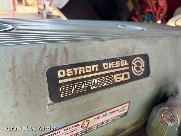 image for item EH6552 1996 Pierce Quint fire truck