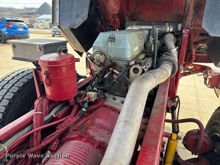 image for item EH6552 1996 Pierce Quint fire truck