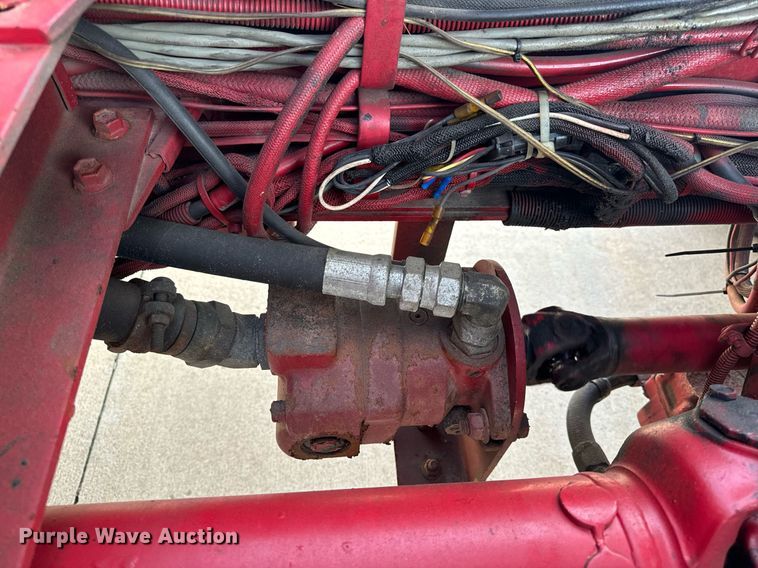 image for item EH6552 1996 Pierce Quint fire truck