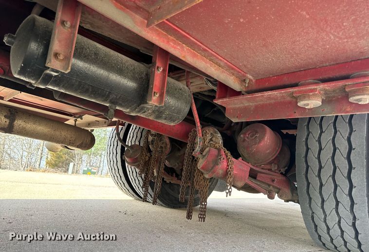 image for item EH6552 1996 Pierce Quint fire truck