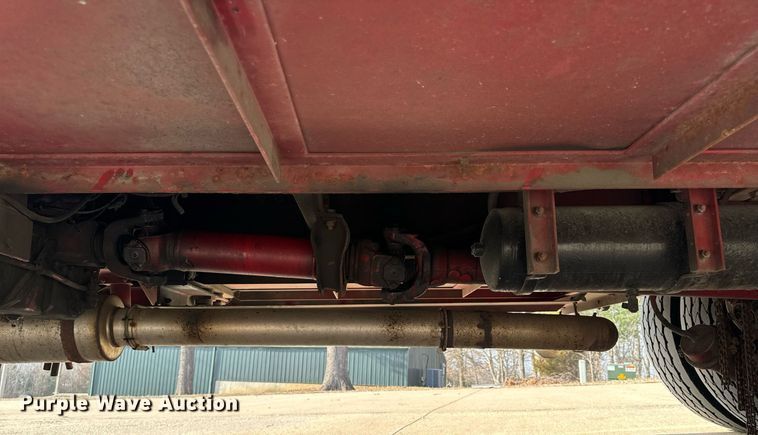 image for item EH6552 1996 Pierce Quint fire truck