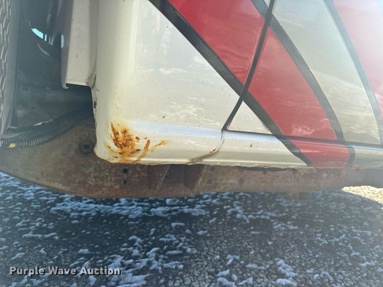 image for item EH6555 2005 Chevrolet Silverado 3500 ambulance