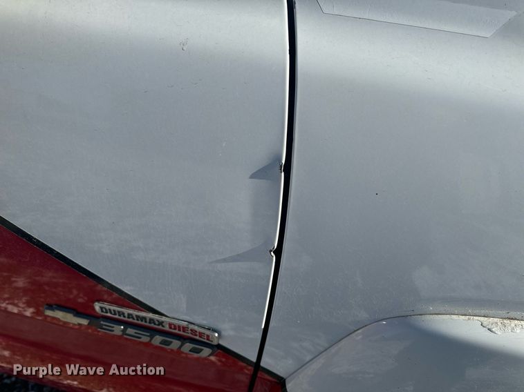 image for item EH6555 2005 Chevrolet Silverado 3500 ambulance