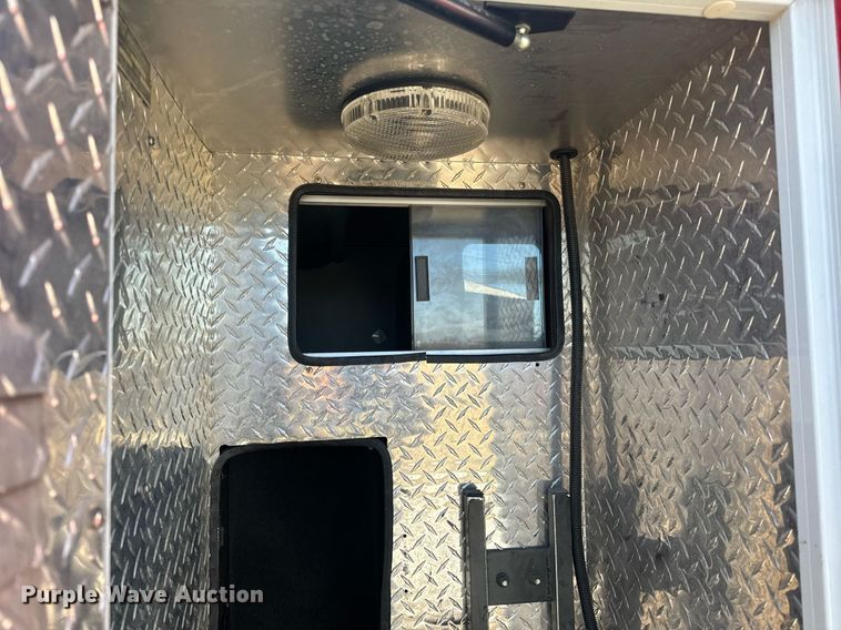 image for item EH6555 2005 Chevrolet Silverado 3500 ambulance