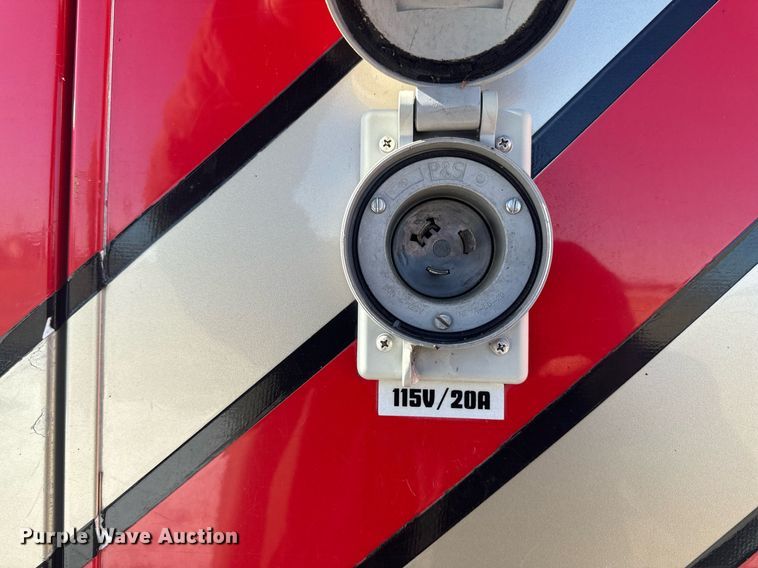 image for item EH6555 2005 Chevrolet Silverado 3500 ambulance