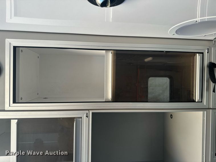 image for item EH6555 2005 Chevrolet Silverado 3500 ambulance