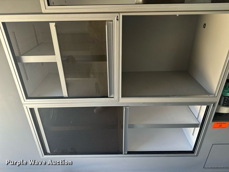 image for item EH6555 2005 Chevrolet Silverado 3500 ambulance