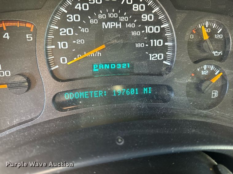 image for item EH6555 2005 Chevrolet Silverado 3500 ambulance