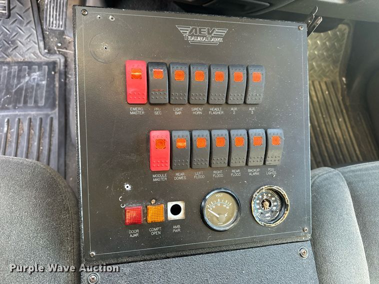 image for item EH6555 2005 Chevrolet Silverado 3500 ambulance