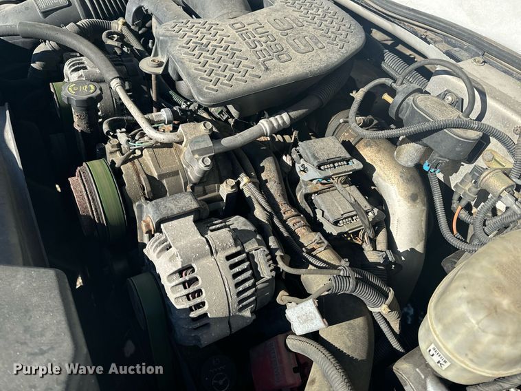 image for item EH6555 2005 Chevrolet Silverado 3500 ambulance