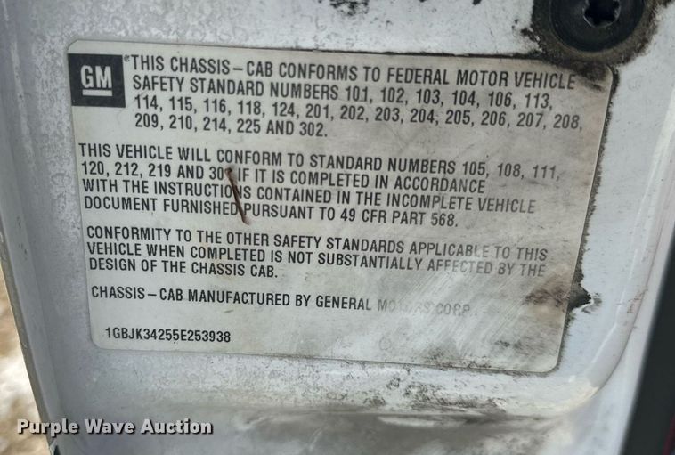 image for item EH6555 2005 Chevrolet Silverado 3500 ambulance