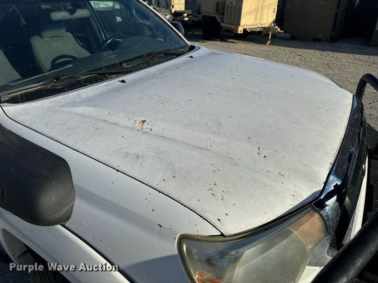 image for item EH6556 2013 Toyota Tacoma Double Cab pickup truck