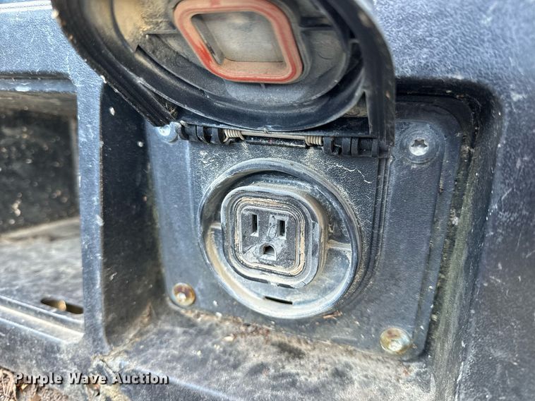 image for item EH6556 2013 Toyota Tacoma Double Cab pickup truck