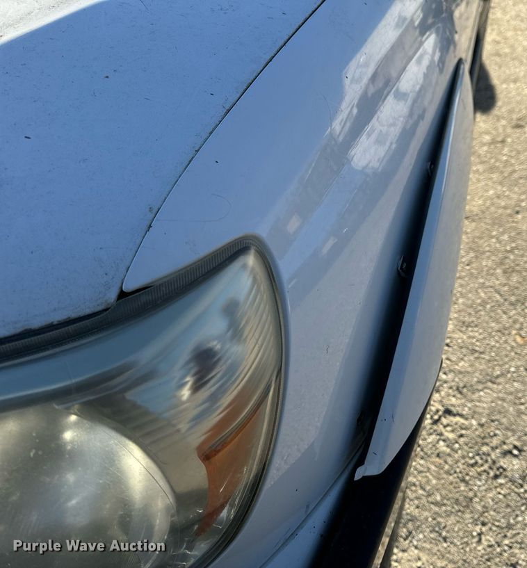 image for item EH6556 2013 Toyota Tacoma Double Cab pickup truck