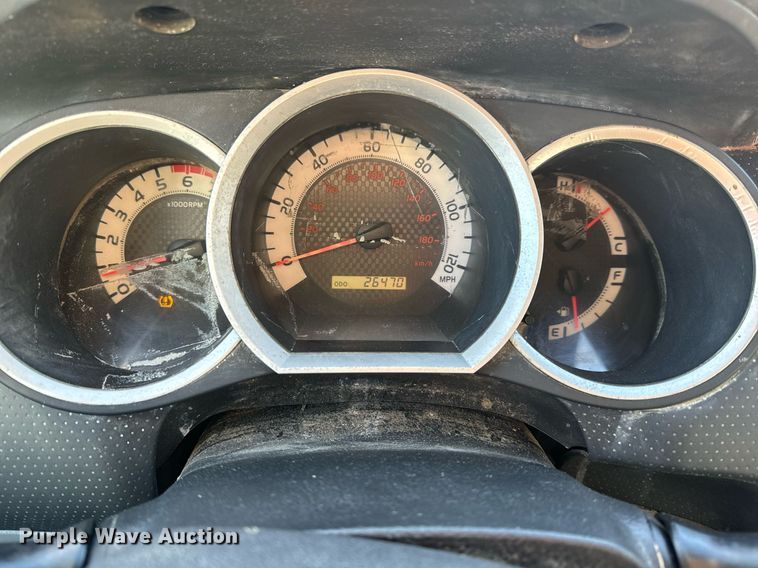 image for item EH6556 2013 Toyota Tacoma Double Cab pickup truck