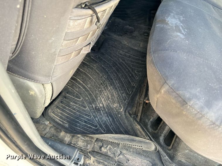 image for item EH6556 2013 Toyota Tacoma Double Cab pickup truck