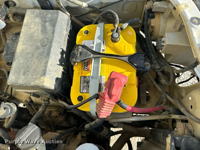 image for item EH6556 2013 Toyota Tacoma Double Cab pickup truck