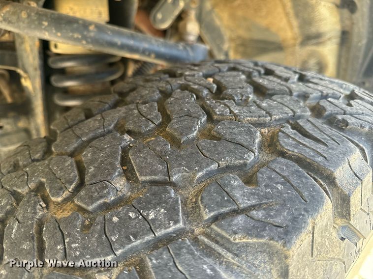 image for item EH6556 2013 Toyota Tacoma Double Cab pickup truck