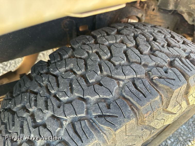 image for item EH6556 2013 Toyota Tacoma Double Cab pickup truck