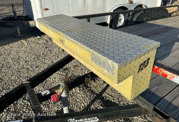 image for item EH6557 2004 Nomanco utility trailer