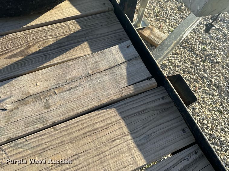 image for item EH6557 2004 Nomanco utility trailer