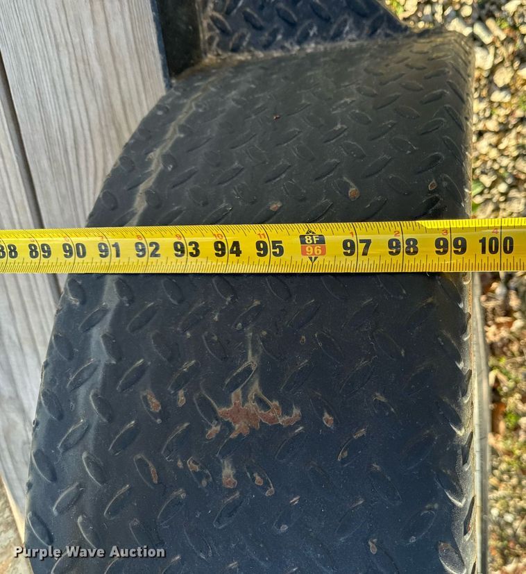 image for item EH6557 2004 Nomanco utility trailer