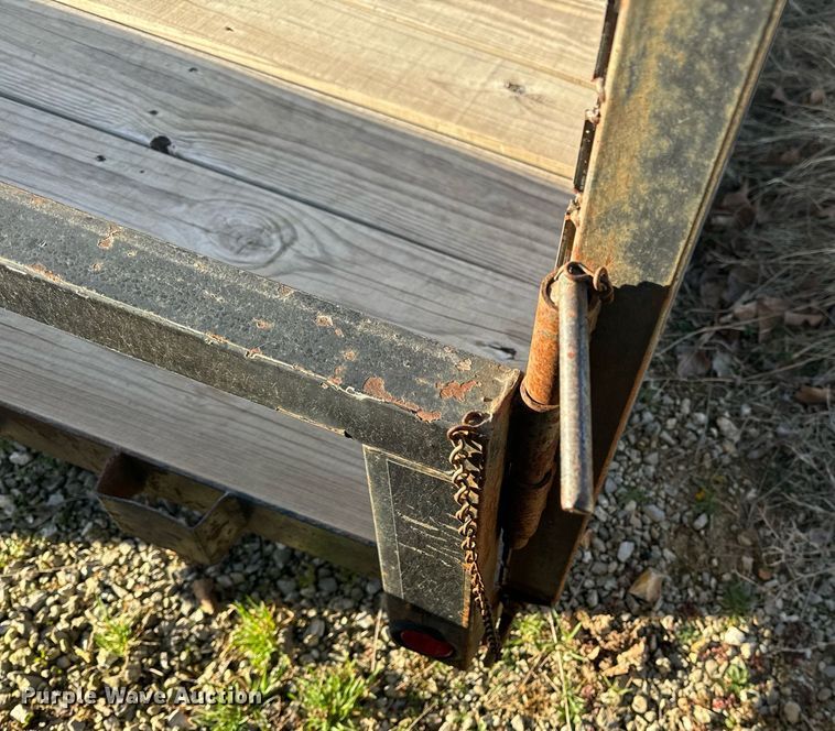 image for item EH6557 2004 Nomanco utility trailer