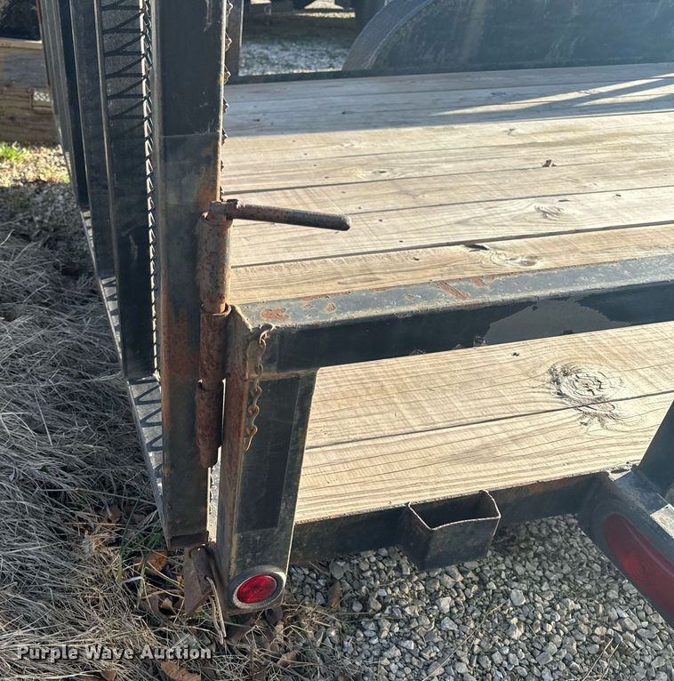 image for item EH6557 2004 Nomanco utility trailer