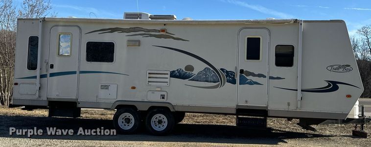 image for item EH6558 2005 R-Vision Trail-Bay TB29DS camper