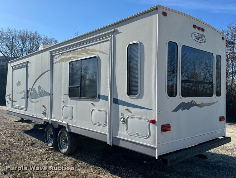 image for item EH6558 2005 R-Vision Trail-Bay TB29DS camper