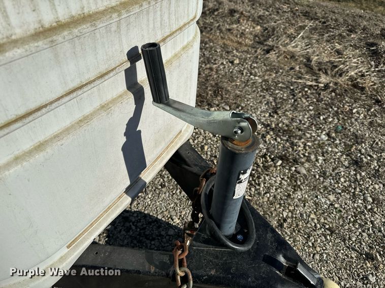 image for item EH6558 2005 R-Vision Trail-Bay TB29DS camper