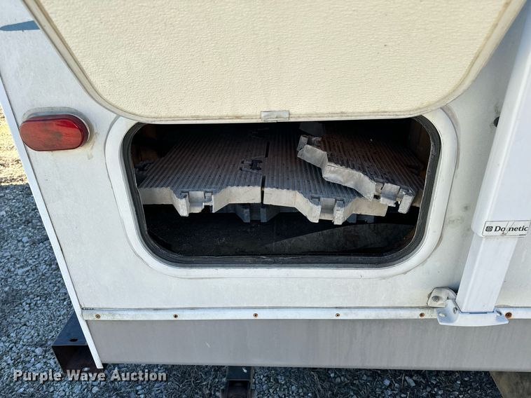 image for item EH6558 2005 R-Vision Trail-Bay TB29DS camper