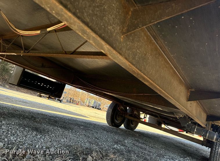 image for item EH6558 2005 R-Vision Trail-Bay TB29DS camper