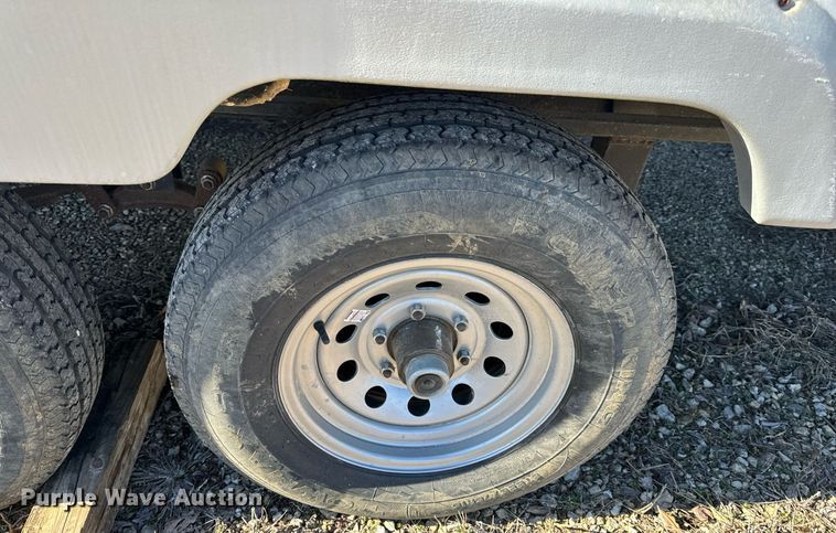 image for item EH6558 2005 R-Vision Trail-Bay TB29DS camper