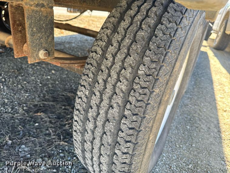 image for item EH6558 2005 R-Vision Trail-Bay TB29DS camper