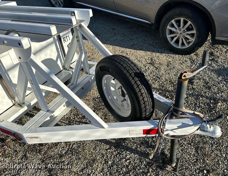 image for item EH6559 2011 RU2 Systems radar trailer