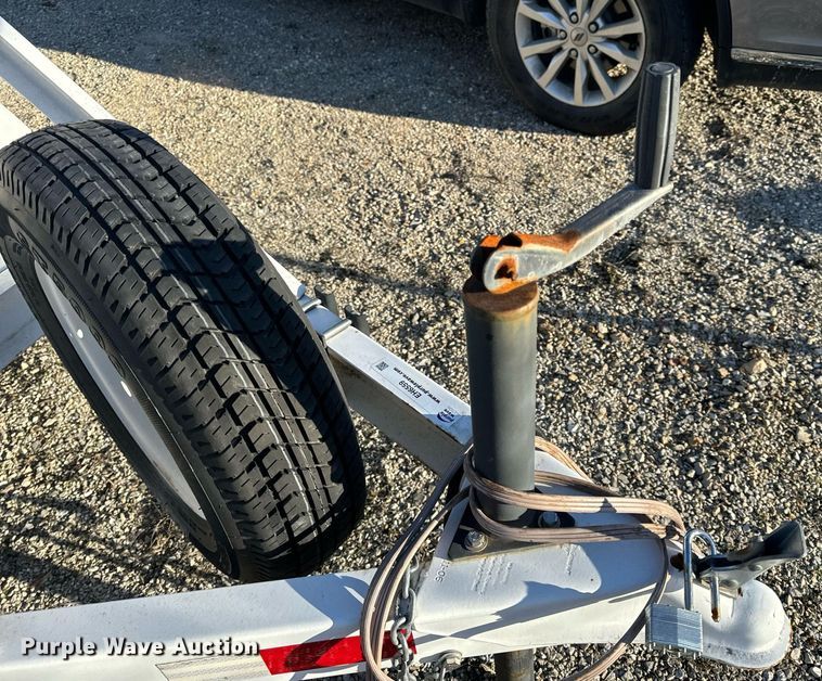 image for item EH6559 2011 RU2 Systems radar trailer