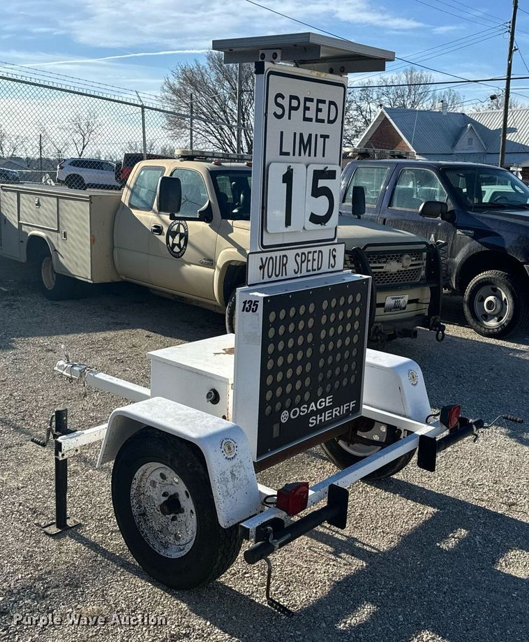 image for item EH6560 2010 K&K System radar trailer